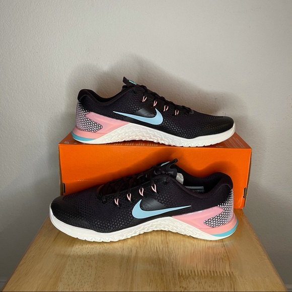 nike metcon 4 burgundy ash